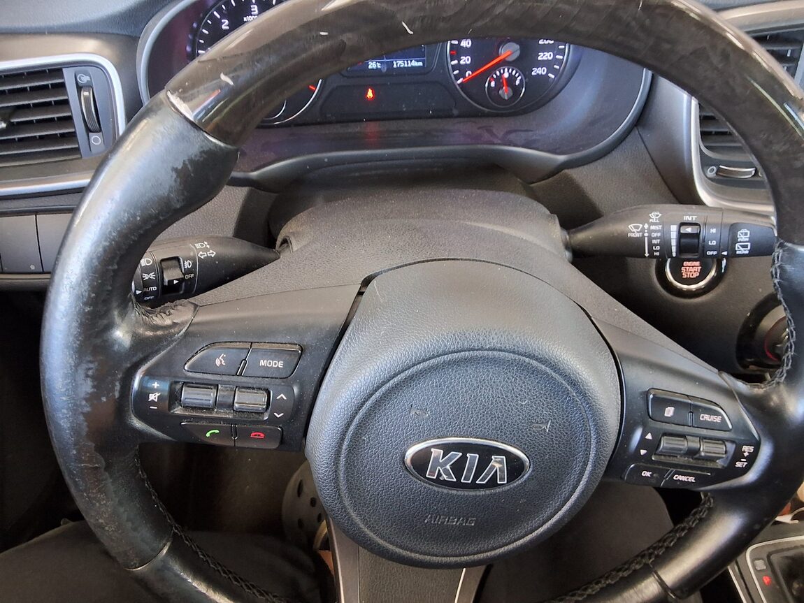 KIA ALL NEW SORENTO R2.0 2WD PRESTIGE 2015 - zdjęcie 17