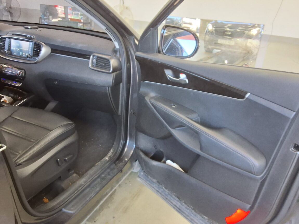KIA ALL NEW SORENTO R2.0 2WD PRESTIGE 2015 - zdjęcie 14