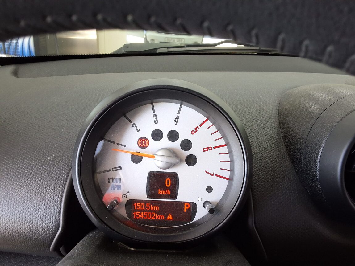 MINI COUNTRYMAN 2.0 D SE 2014 - zdjęcie 10