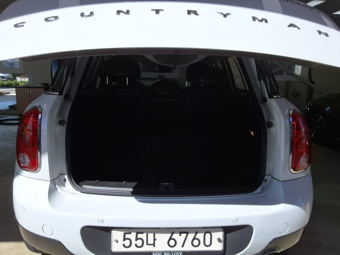 MINI COUNTRYMAN 2.0 D SE 2014 - zdjęcie 16
