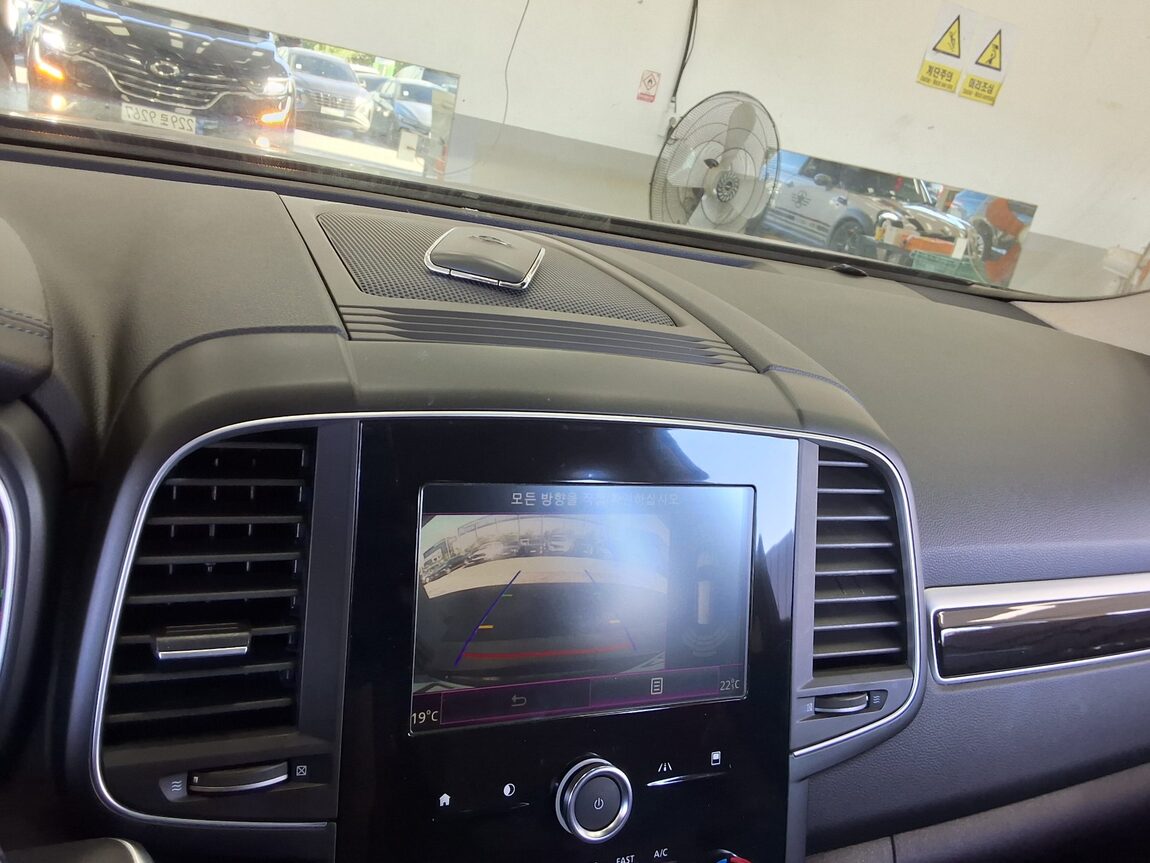 RENAULT (SAMSUNG) QM6 2.0 dCi 4WD RE SIGNATURE 2017 - zdjęcie 18