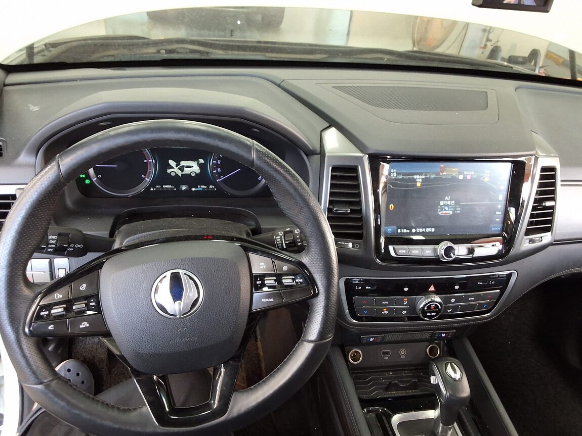 KG MOBILITY (SSANGYONG) G4 REXTON 2.2 4WD MAJESTY SPECIAL 2020 - zdjęcie 17