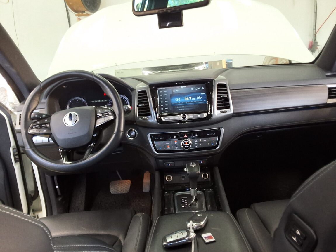 KG MOBILITY (SSANGYONG) G4 REXTON 2.2 4WD MAJESTY SPECIAL 2020 - zdjęcie 11
