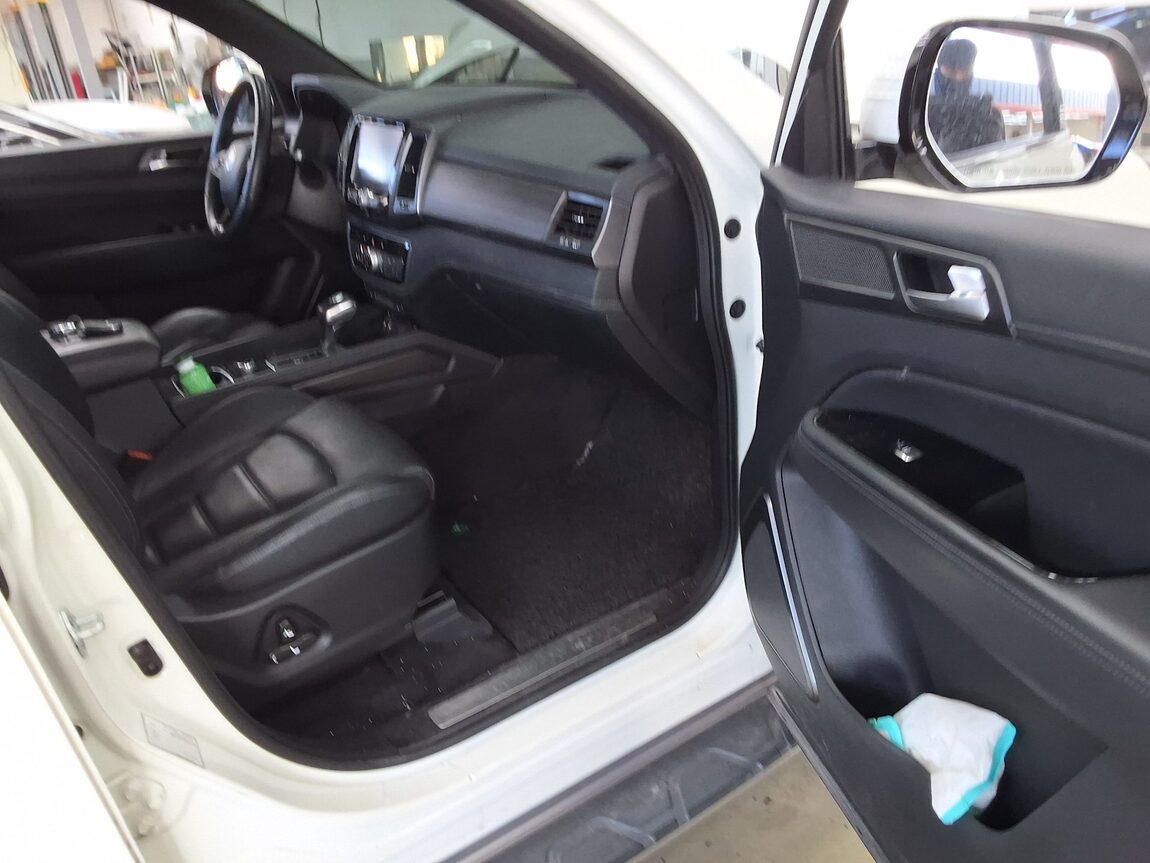 KG MOBILITY (SSANGYONG) G4 REXTON 2.2 4WD MAJESTY SPECIAL 2020 - zdjęcie 14