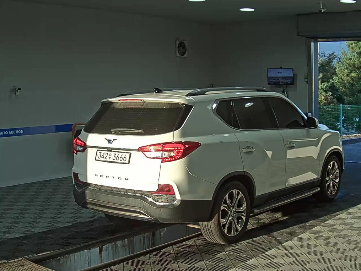 KG MOBILITY (SSANGYONG) G4 REXTON 2.2 4WD MAJESTY SPECIAL 2020 - zdjęcie 5