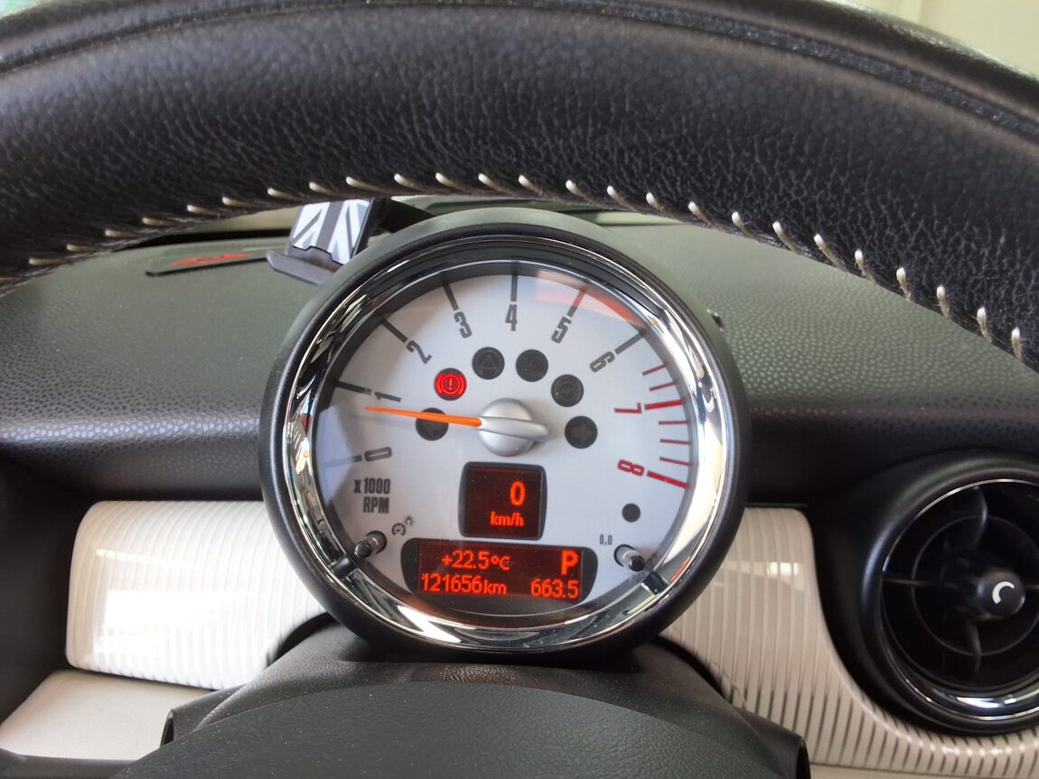 MINI COOPER (2ND GEN) 1.6 S CAMDEN 2010 - zdjęcie 10