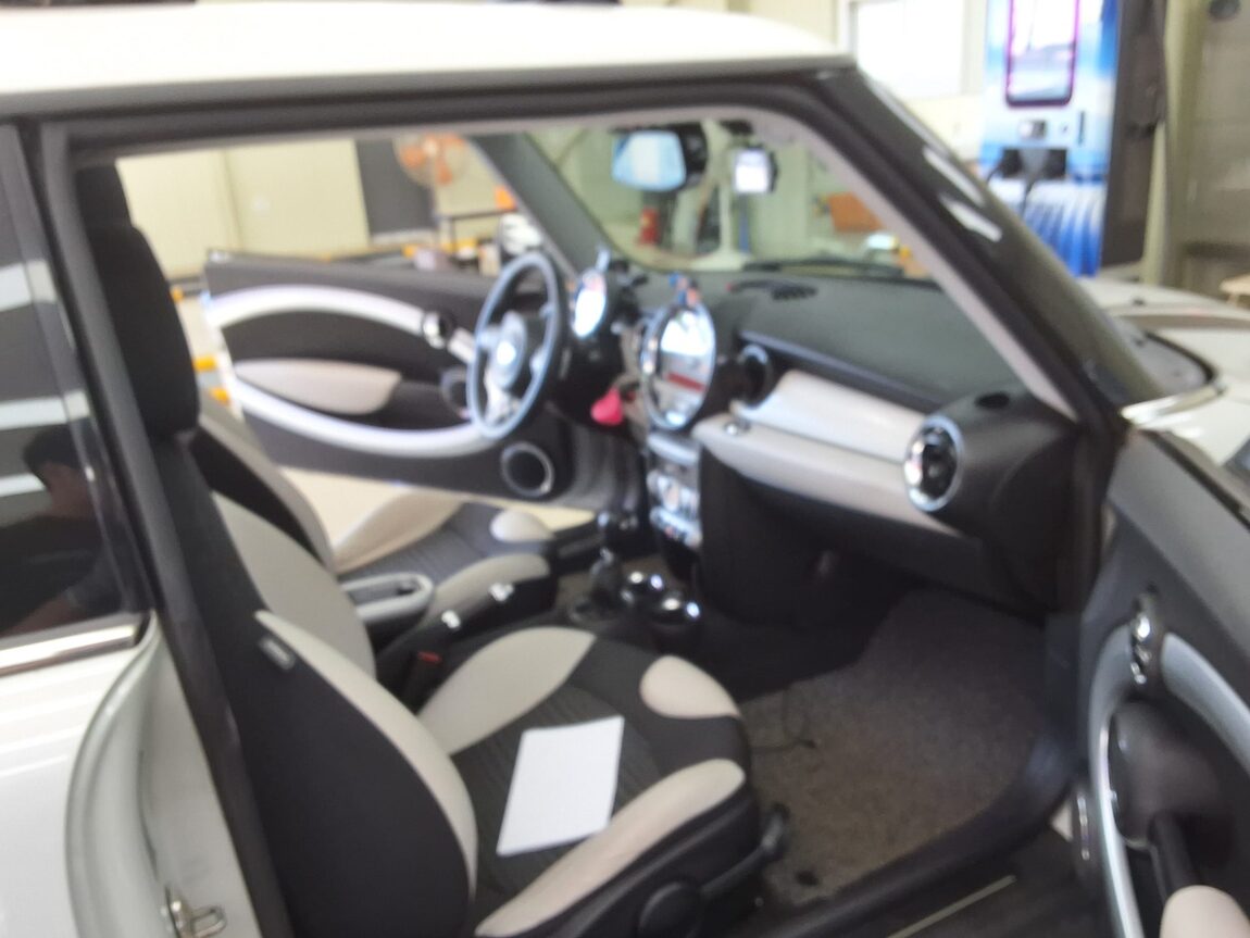 MINI COOPER (2ND GEN) 1.6 S CAMDEN 2010 - zdjęcie 12