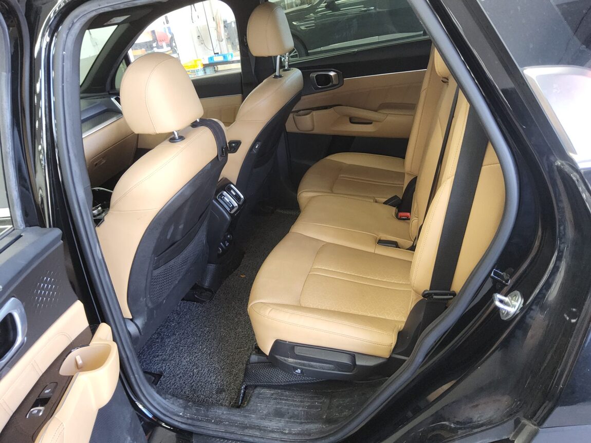 KIA NEW SORENTO (MQ4) 2.2 DIESEL 4WD NOBLESSE 2021 - zdjęcie 12