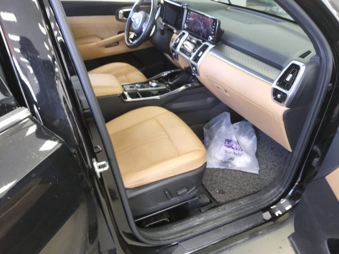 KIA NEW SORENTO (MQ4) 2.2 DIESEL 4WD NOBLESSE 2021 - zdjęcie 14