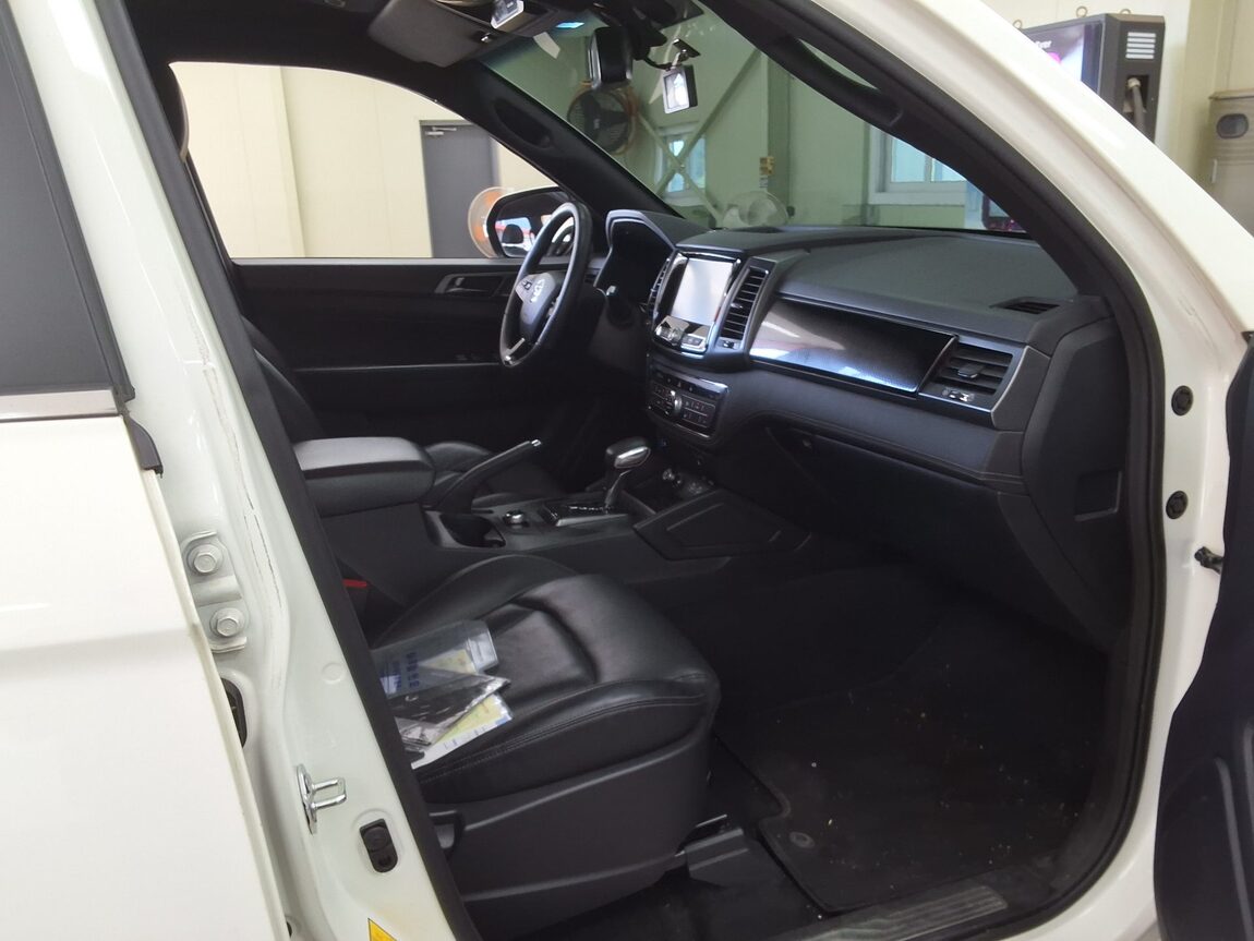 KG MOBILITY (SSANGYONG) THE NEW REXTON SPORTS 2.2 4WD PRESTIGE 2022 - zdjęcie 15