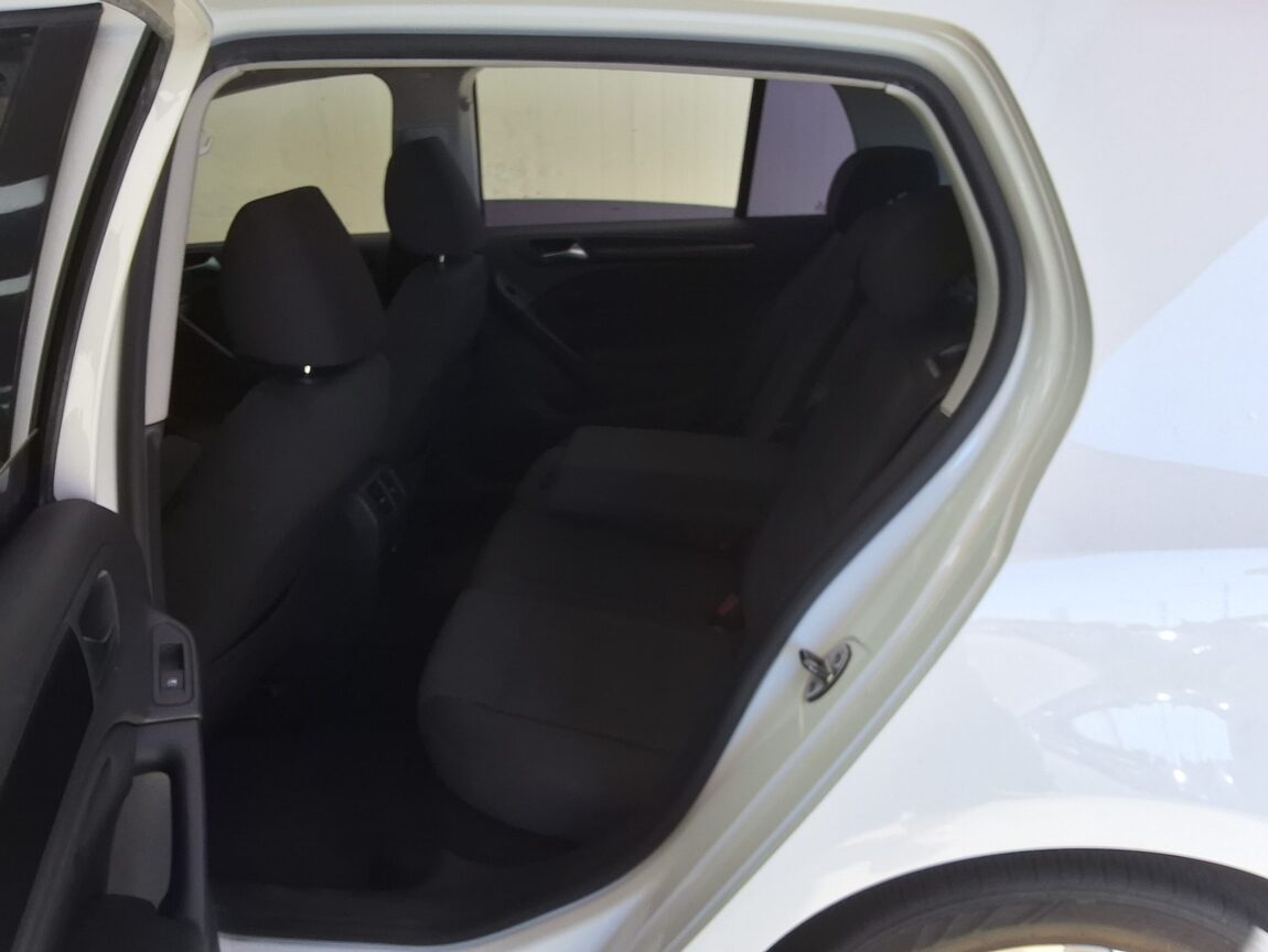 VOLKSWAGEN GOLF (6TH GEN) 2.0 TDI 2012 - zdjęcie 13