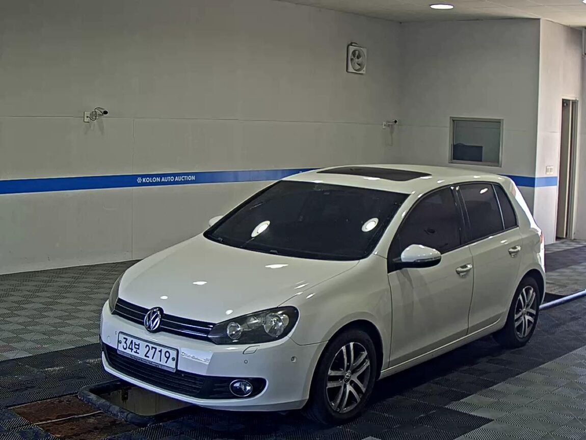 VOLKSWAGEN GOLF (6TH GEN) 2.0 TDI 2012 - zdjęcie 2