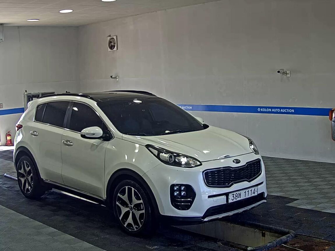 KIA NEW SPORTAGE R2.0 2WD NOBLESSE PLUS 2018 - zdjęcie 3