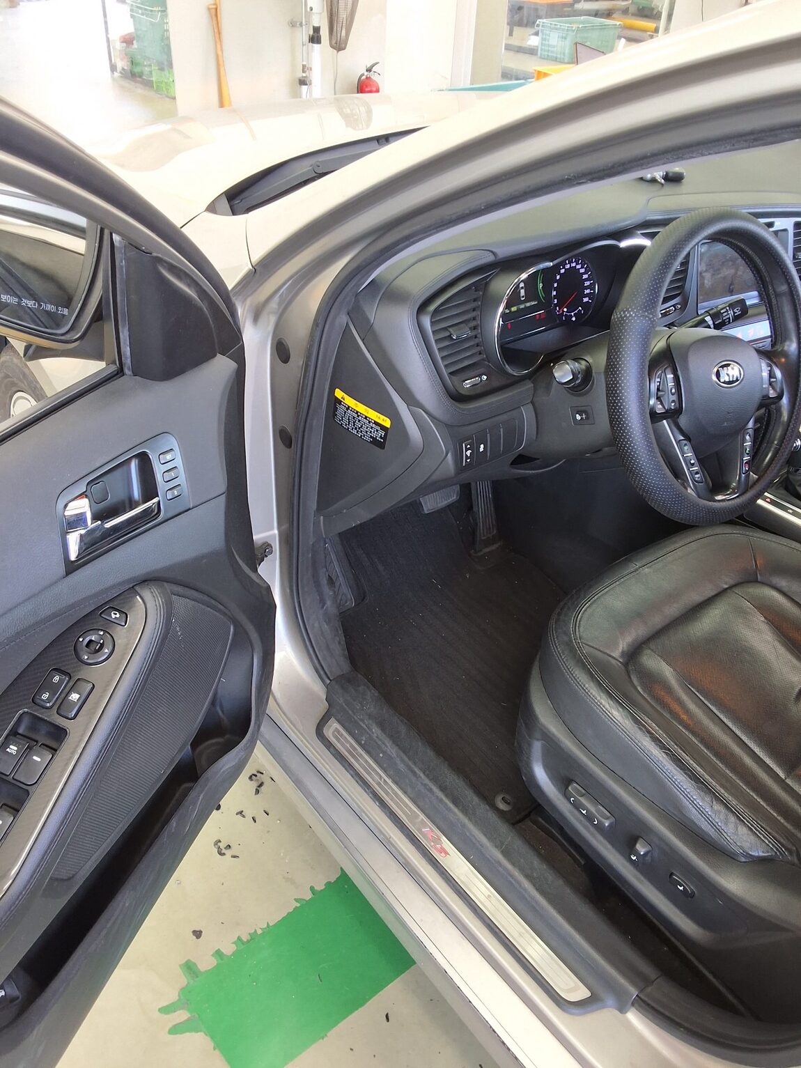 KIA K5 HYBRID NOBLESSE 2014 - zdjęcie 10