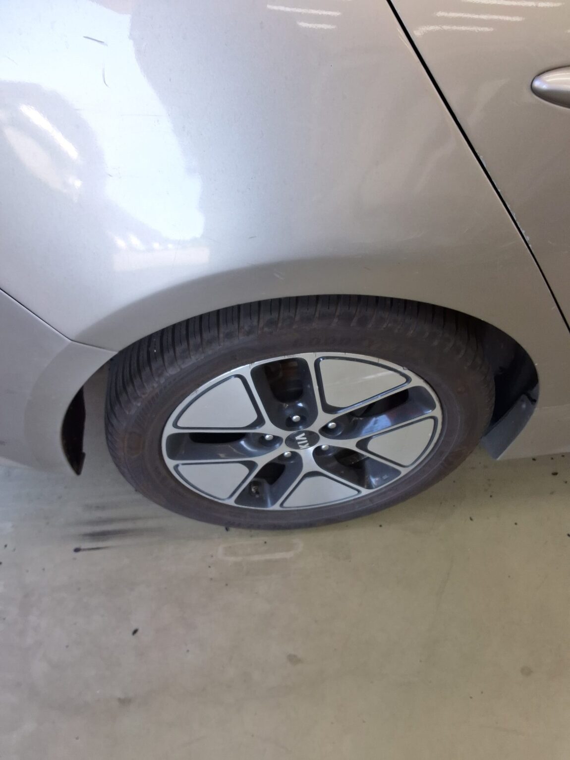 KIA K5 HYBRID NOBLESSE 2014 - zdjęcie 23