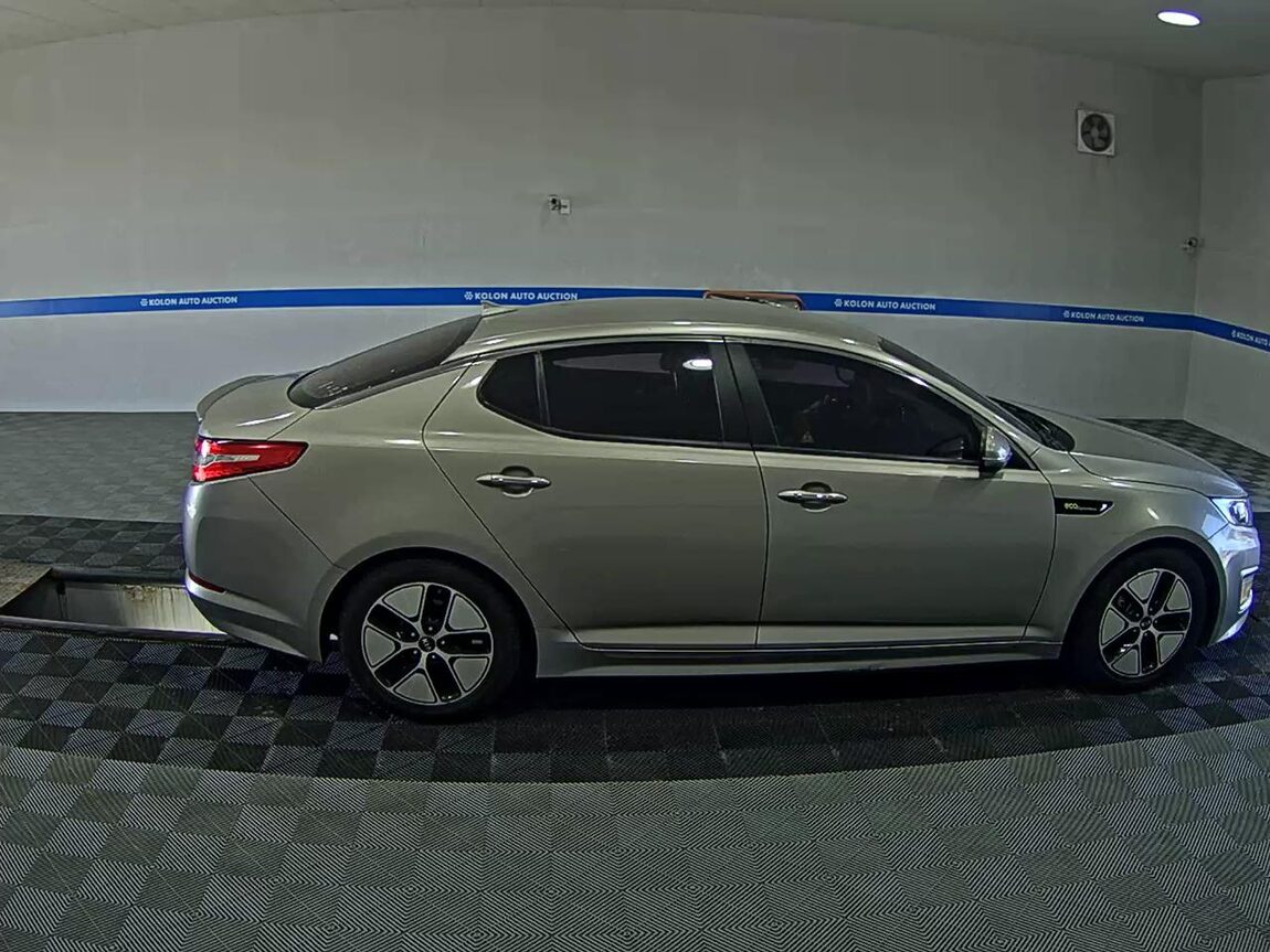 KIA K5 HYBRID NOBLESSE 2014 - zdjęcie 4