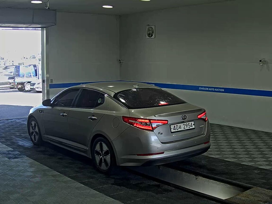 KIA K5 HYBRID NOBLESSE 2014 - zdjęcie 6