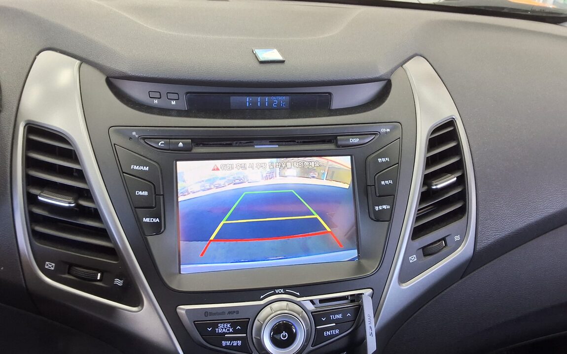 HYUNDAI THE NEW AVANTE MD 1.6 GDi SMART 2016 - zdjęcie 19