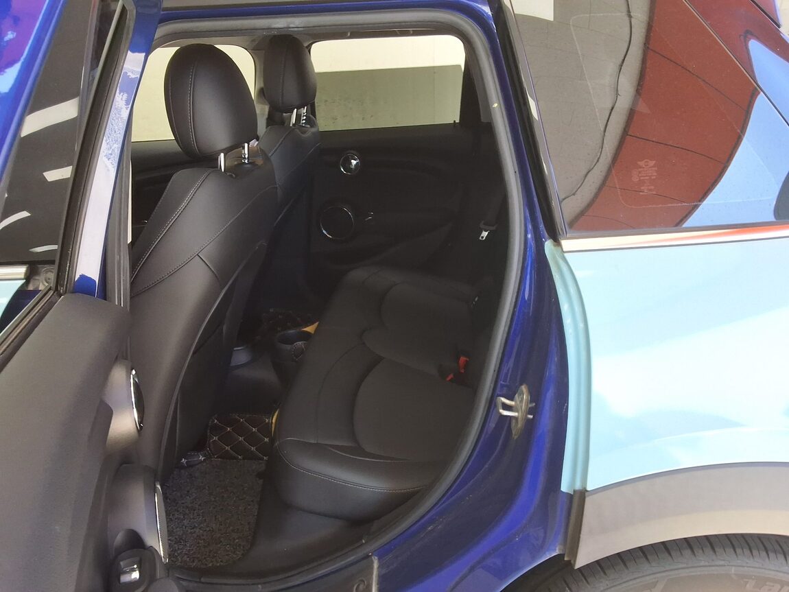 MINI COOPER (3RD GEN) 5-DOOR 1.5 HIGH 2021 - zdjęcie 13