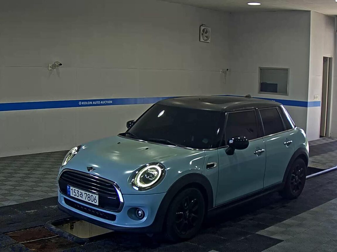 MINI COOPER (3RD GEN) 5-DOOR 1.5 HIGH 2021 - zdjęcie 2