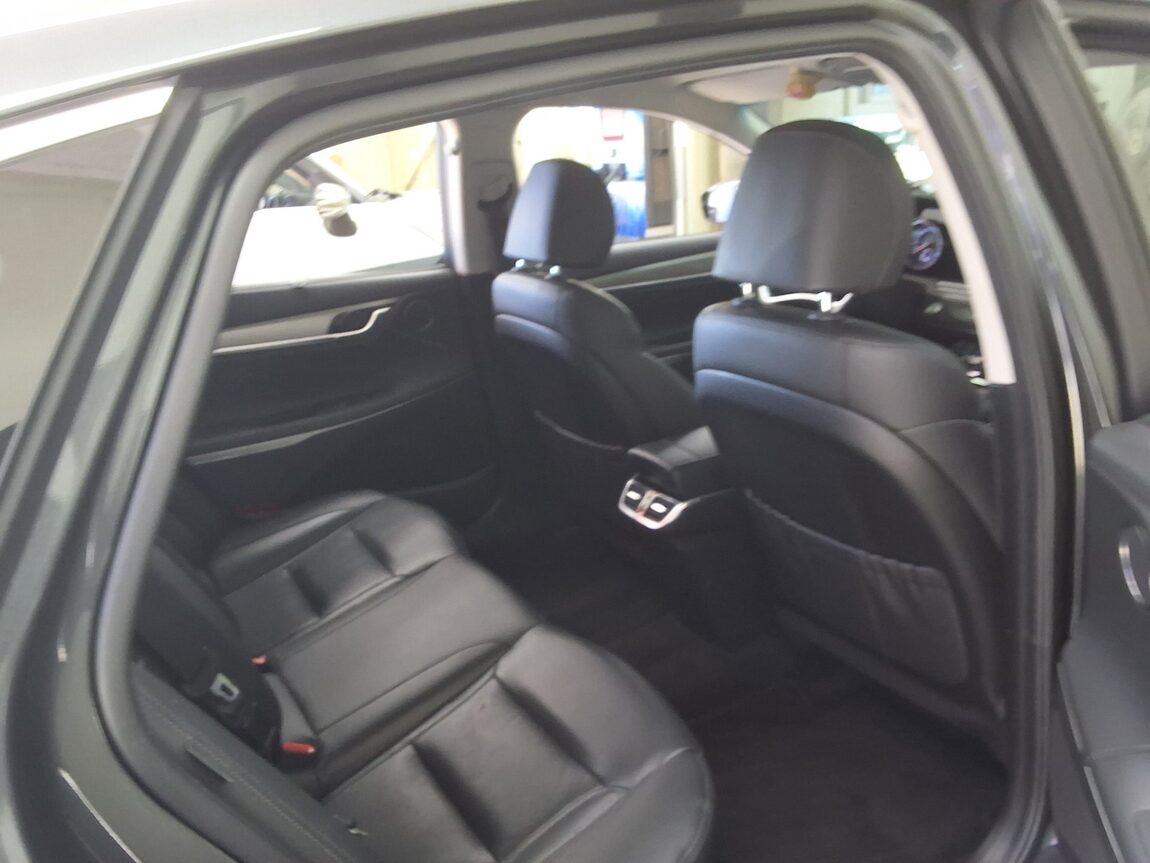 HYUNDAI THE NEW GRANDEUR IG GASOLINE 3.3 EXCLUSIVE 2022 - zdjęcie 14