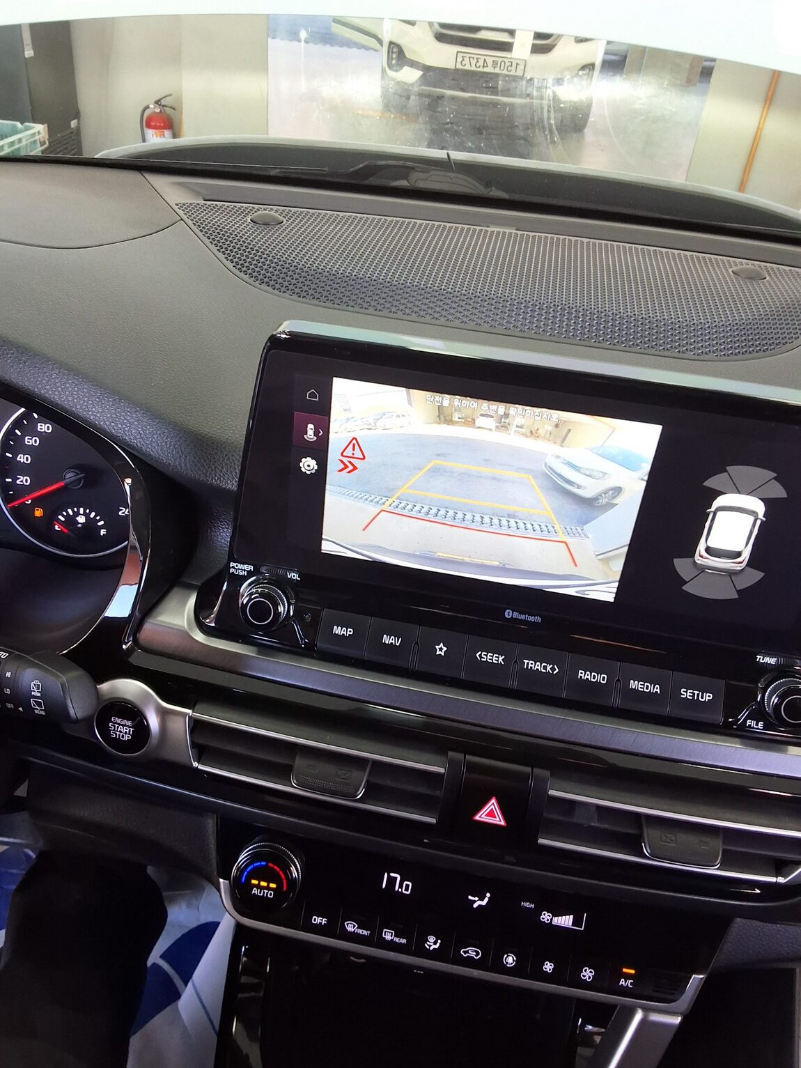 KIA SELTOS 1.6 GASOLINE 2WD PRESTIGE 2020 - zdjęcie 17