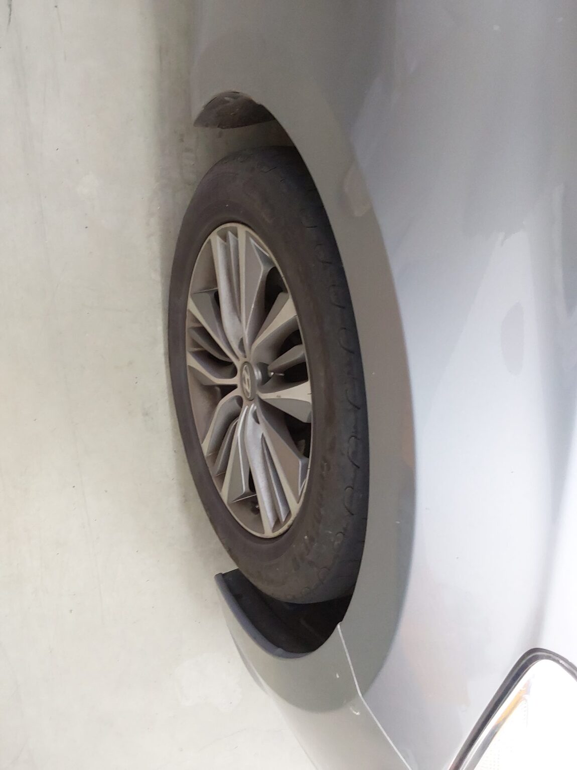 HYUNDAI GRANDEUR HG HG 240 MODERN 2016 - zdjęcie 22