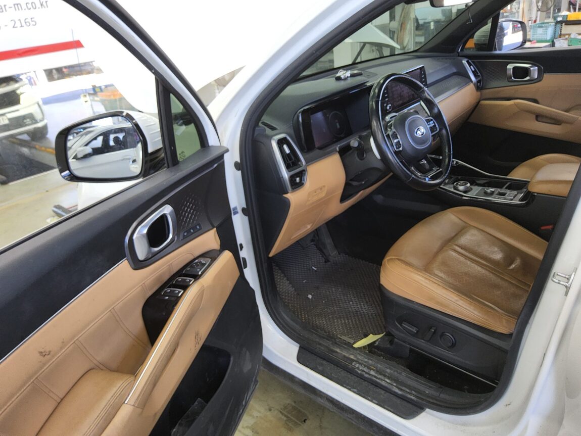 KIA NEW SORENTO (MQ4) 2.2 DIESEL 2WD NOBLESSE 2021 - zdjęcie 10