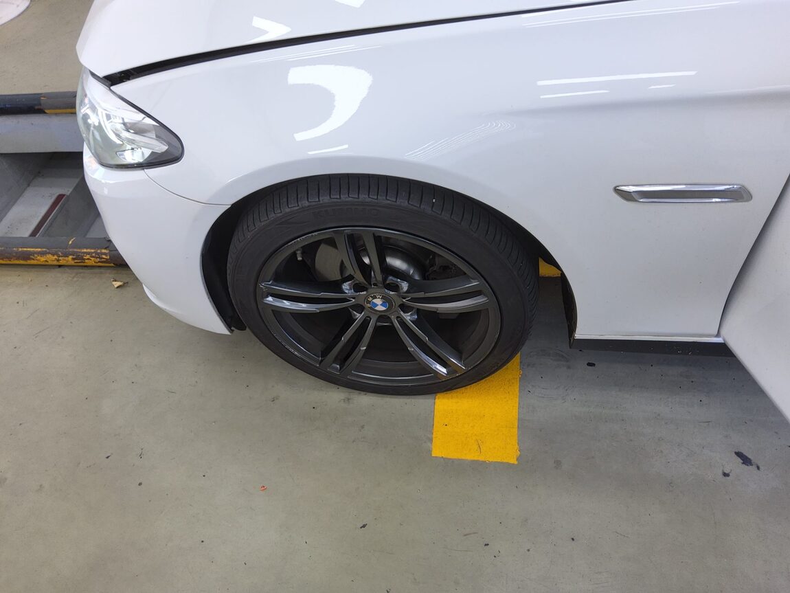 BMW 5 SERIES (6TH GEN) 520d xDRIVE 2014 - zdjęcie 21