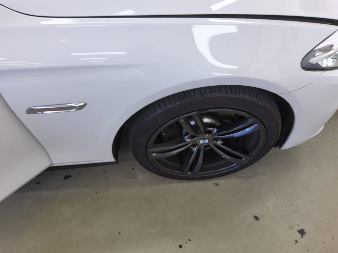 BMW 5 SERIES (6TH GEN) 520d xDRIVE 2014 - zdjęcie 23