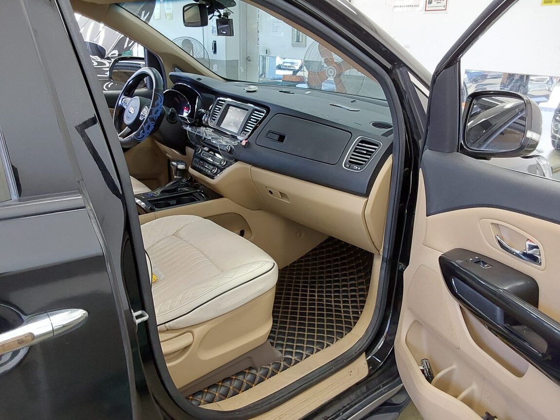 KIA ALL NEW CARNIVAL HI-LIMOUSINE DIESEL 9-SEATER PRESTIGE HIGH-ROOF 2018 - zdjęcie 14