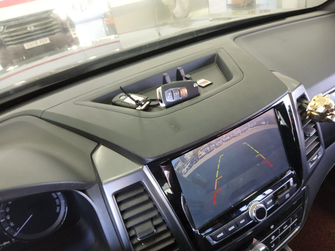 KG MOBILITY (SSANGYONG) THE NEW REXTON SPORTS 2.2 2WD PRESTIGE 2021 - zdjęcie 17
