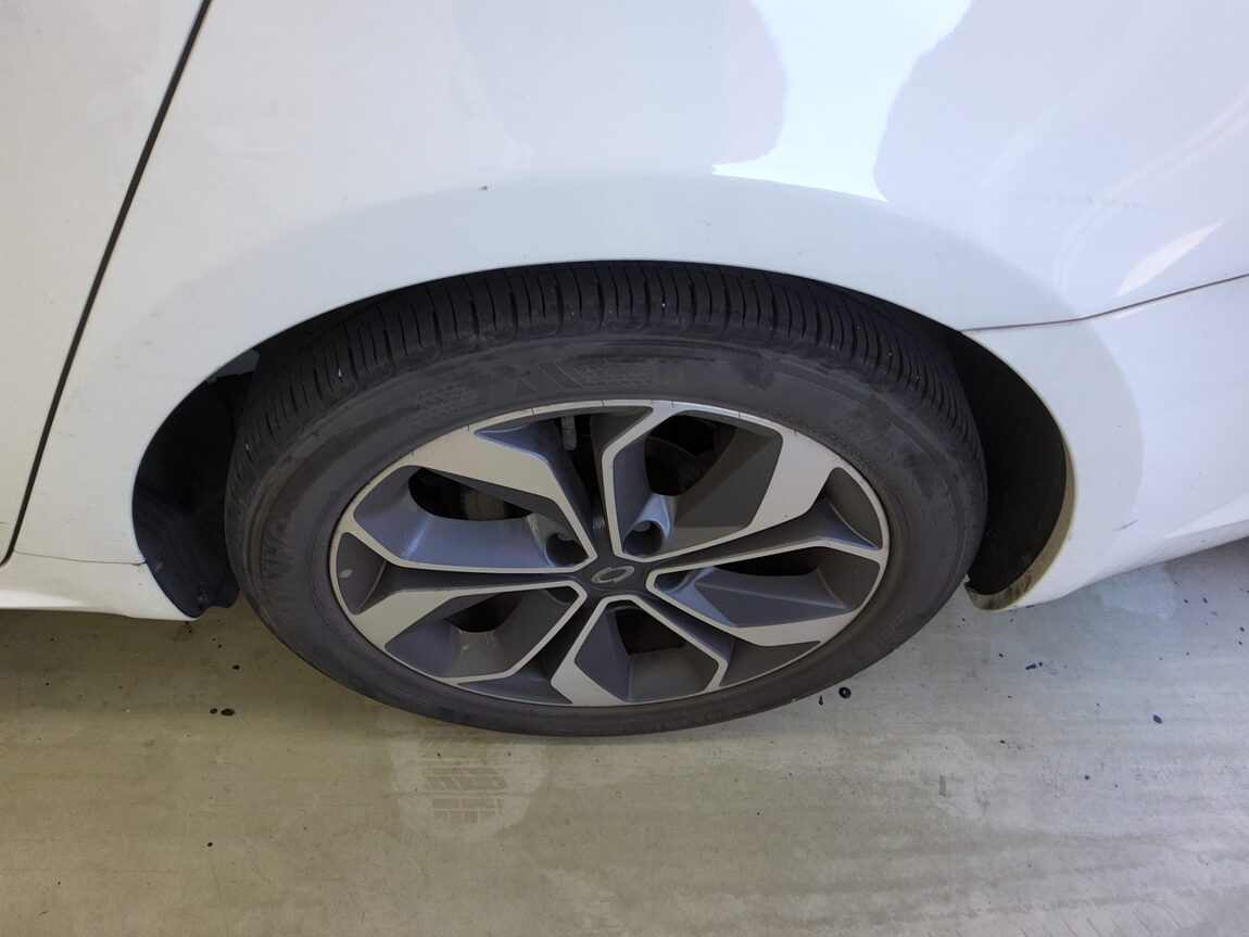 RENAULT (SAMSUNG) SM6 2.0 LPe RENTAL CAR SE 2019 - zdjęcie 23