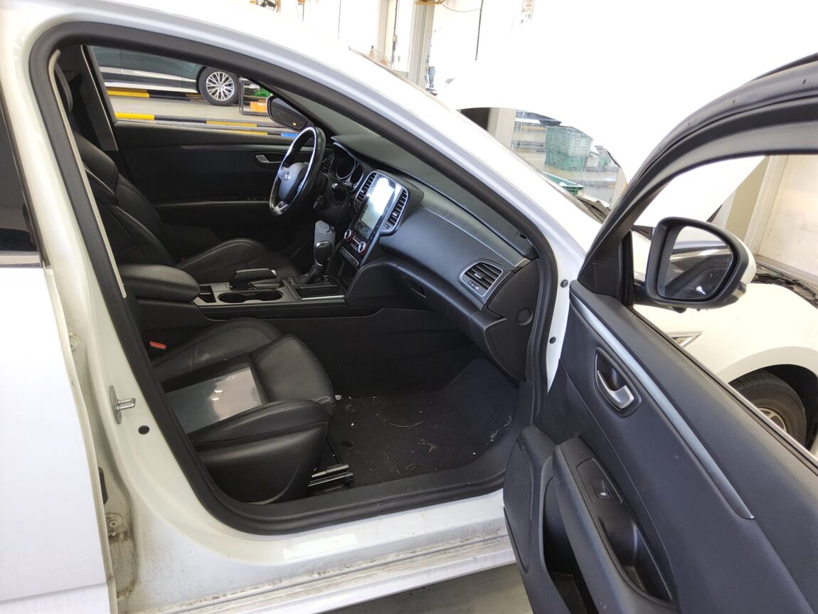 RENAULT (SAMSUNG) SM6 2.0 LPe RENTAL CAR SE 2019 - zdjęcie 14