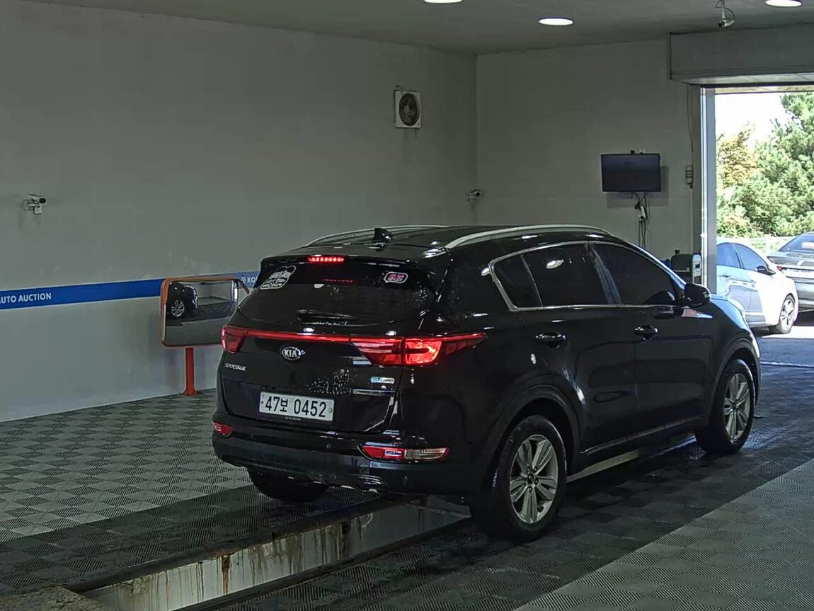 KIA NEW SPORTAGE 1.7 2WD NOBLESSE 2016 - zdjęcie 5
