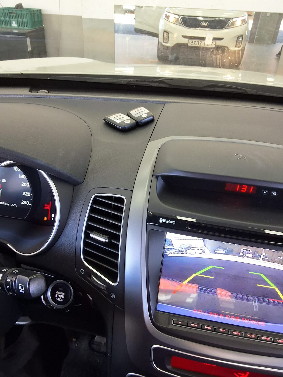 KIA NEW SORENTO R R2.0 2WD TRENDY 2014 - zdjęcie 17