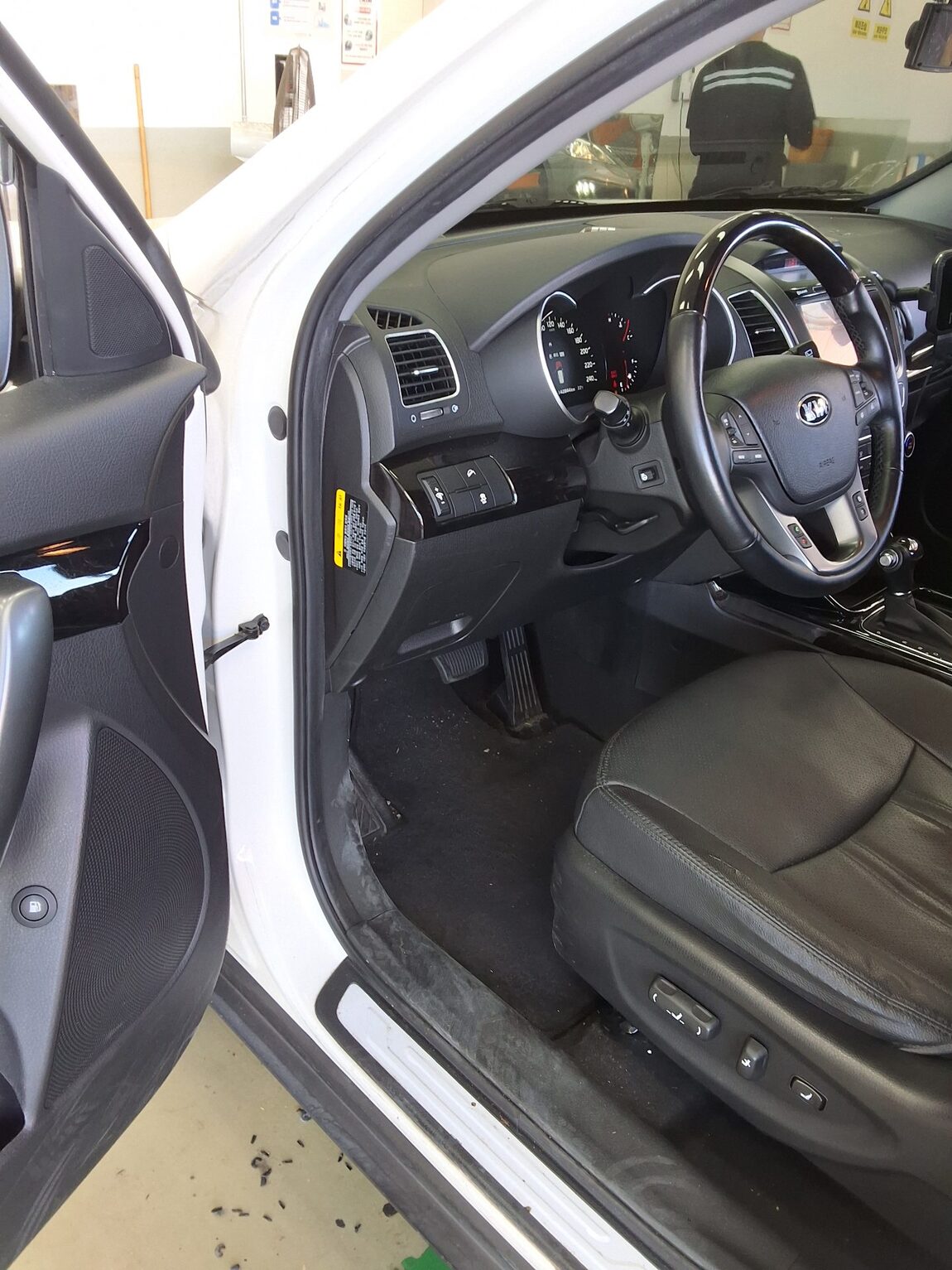KIA NEW SORENTO R R2.0 2WD TRENDY 2014 - zdjęcie 10