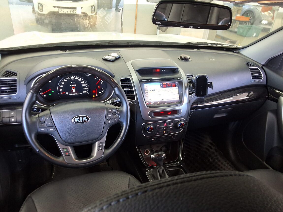 KIA NEW SORENTO R R2.0 2WD TRENDY 2014 - zdjęcie 11
