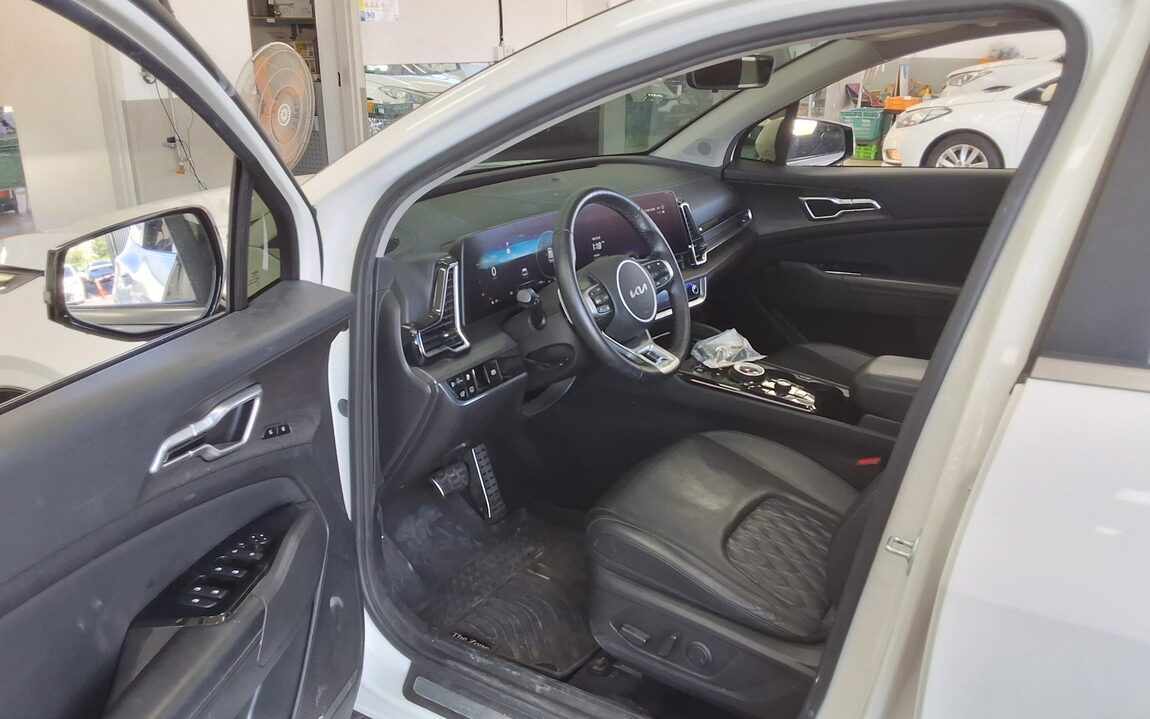KIA THE ALL NEW SPORTAGE HYBRID 1.6 HEV SIGNATURE 2023 - zdjęcie 10