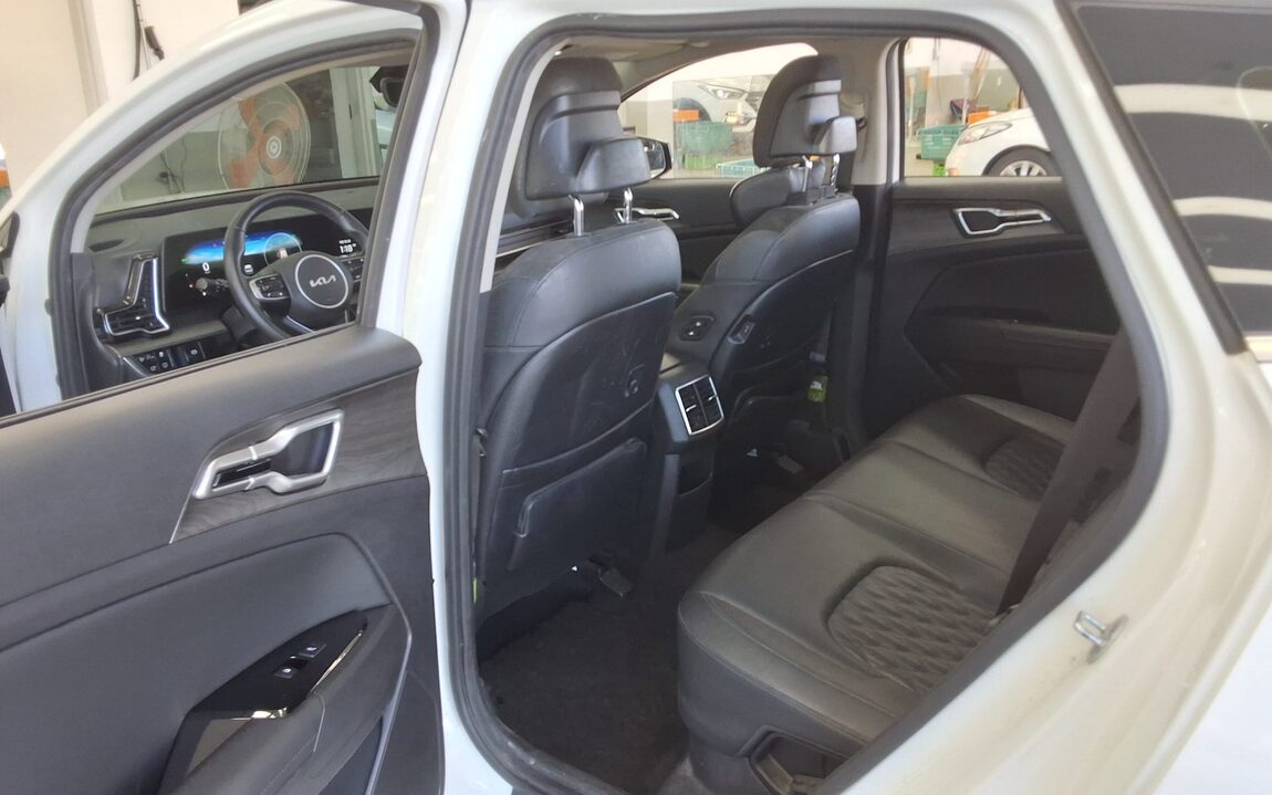 KIA THE ALL NEW SPORTAGE HYBRID 1.6 HEV SIGNATURE 2023 - zdjęcie 12