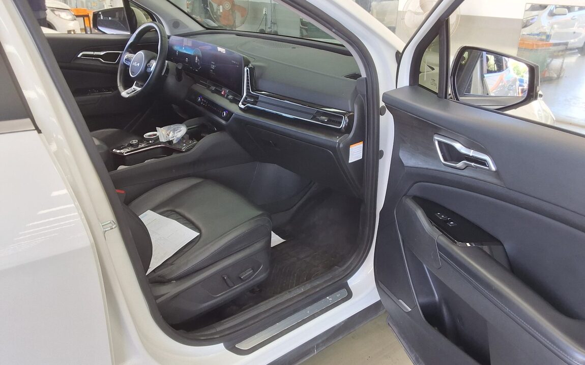KIA THE ALL NEW SPORTAGE HYBRID 1.6 HEV SIGNATURE 2023 - zdjęcie 14