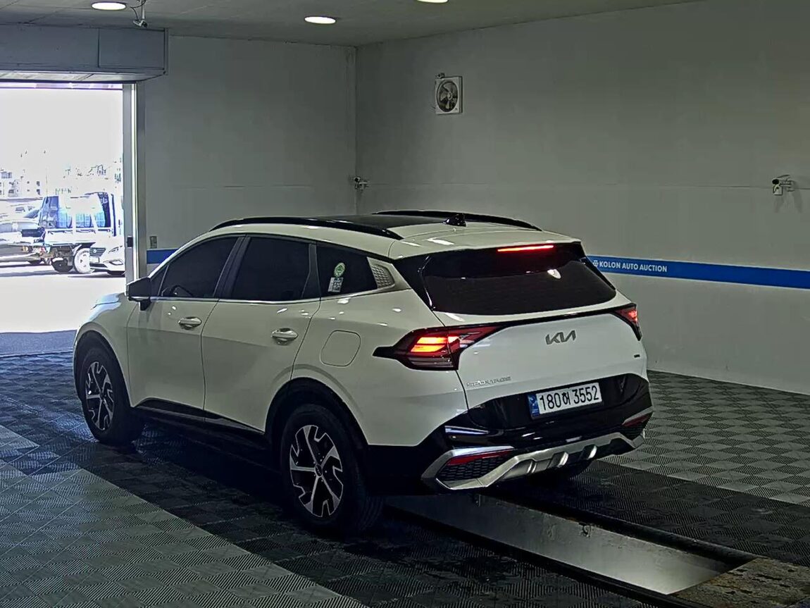 KIA THE ALL NEW SPORTAGE HYBRID 1.6 HEV SIGNATURE 2023 - zdjęcie 6