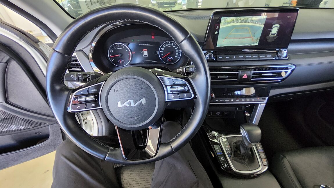 KIA SELTOS 1.6 GASOLINE 2WD SIGNATURE 2022 - zdjęcie 19