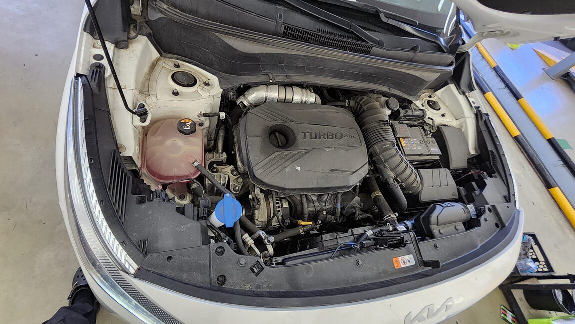 KIA SELTOS 1.6 GASOLINE 2WD SIGNATURE 2022 - zdjęcie 21
