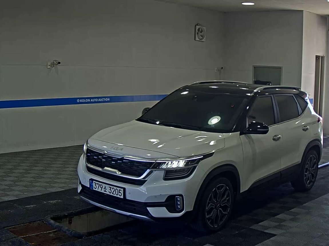 KIA SELTOS 1.6 GASOLINE 2WD SIGNATURE 2022 - zdjęcie 2