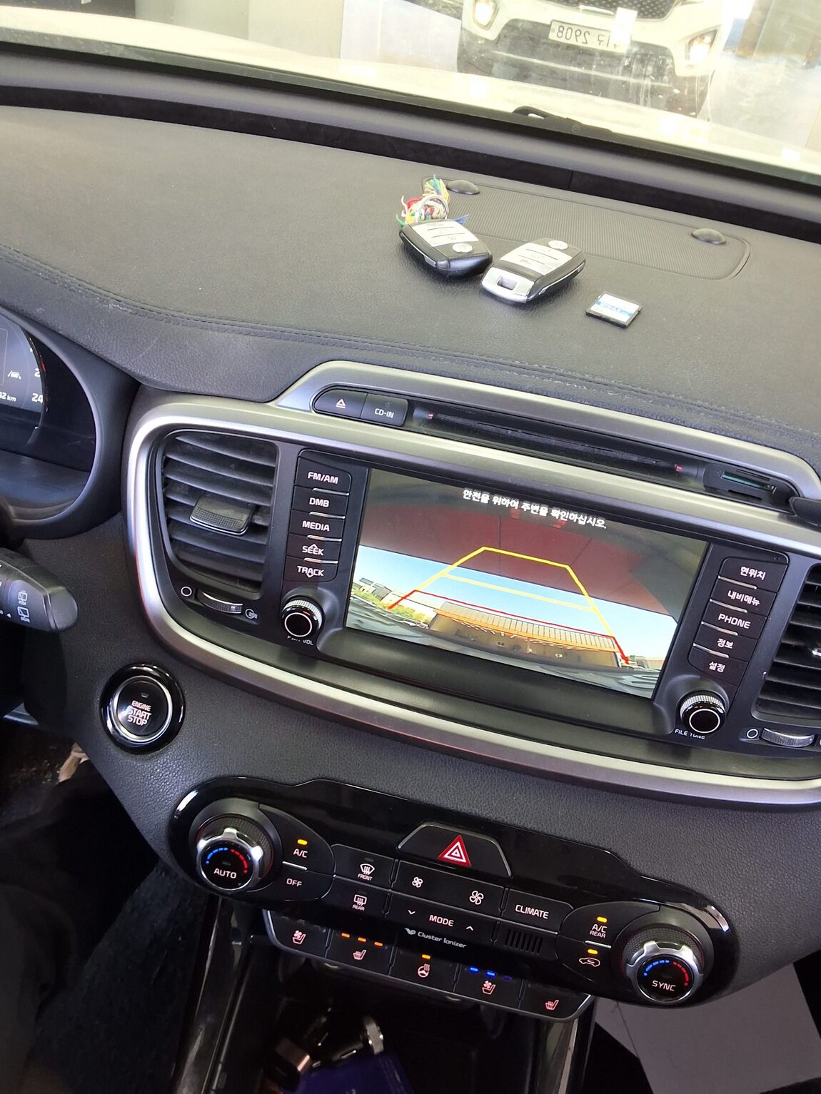 KIA ALL NEW SORENTO R2.0 2WD NOBLESSE SPECIAL 2015 - zdjęcie 17