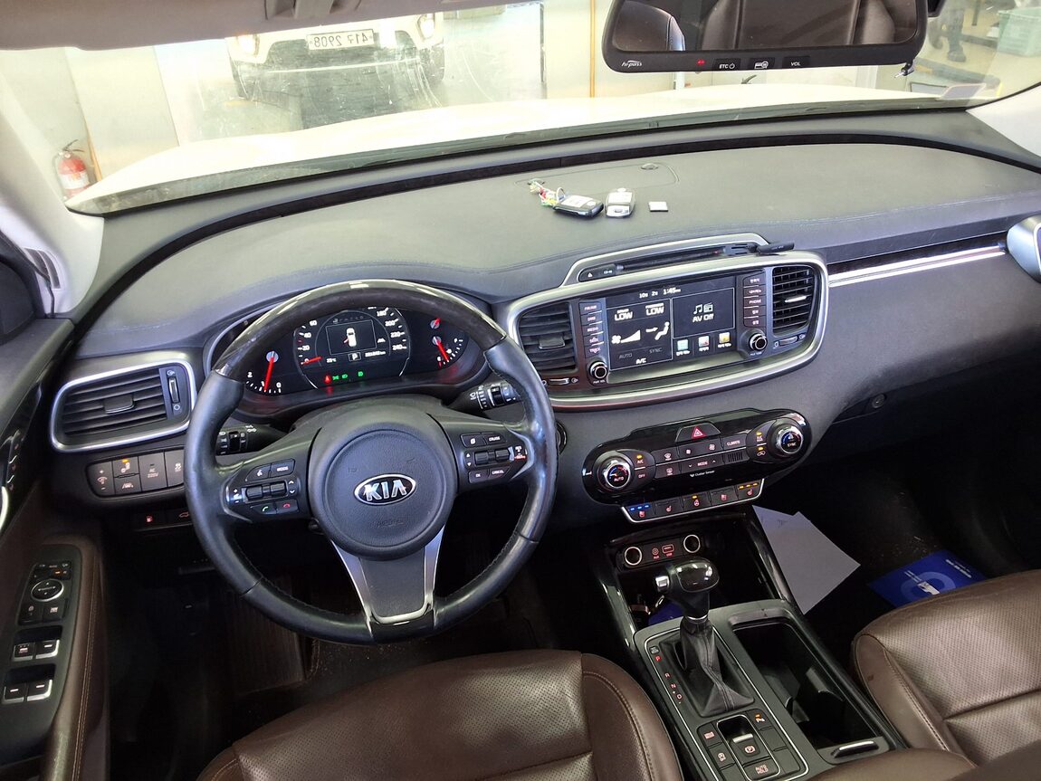 KIA ALL NEW SORENTO R2.0 2WD NOBLESSE SPECIAL 2015 - zdjęcie 11
