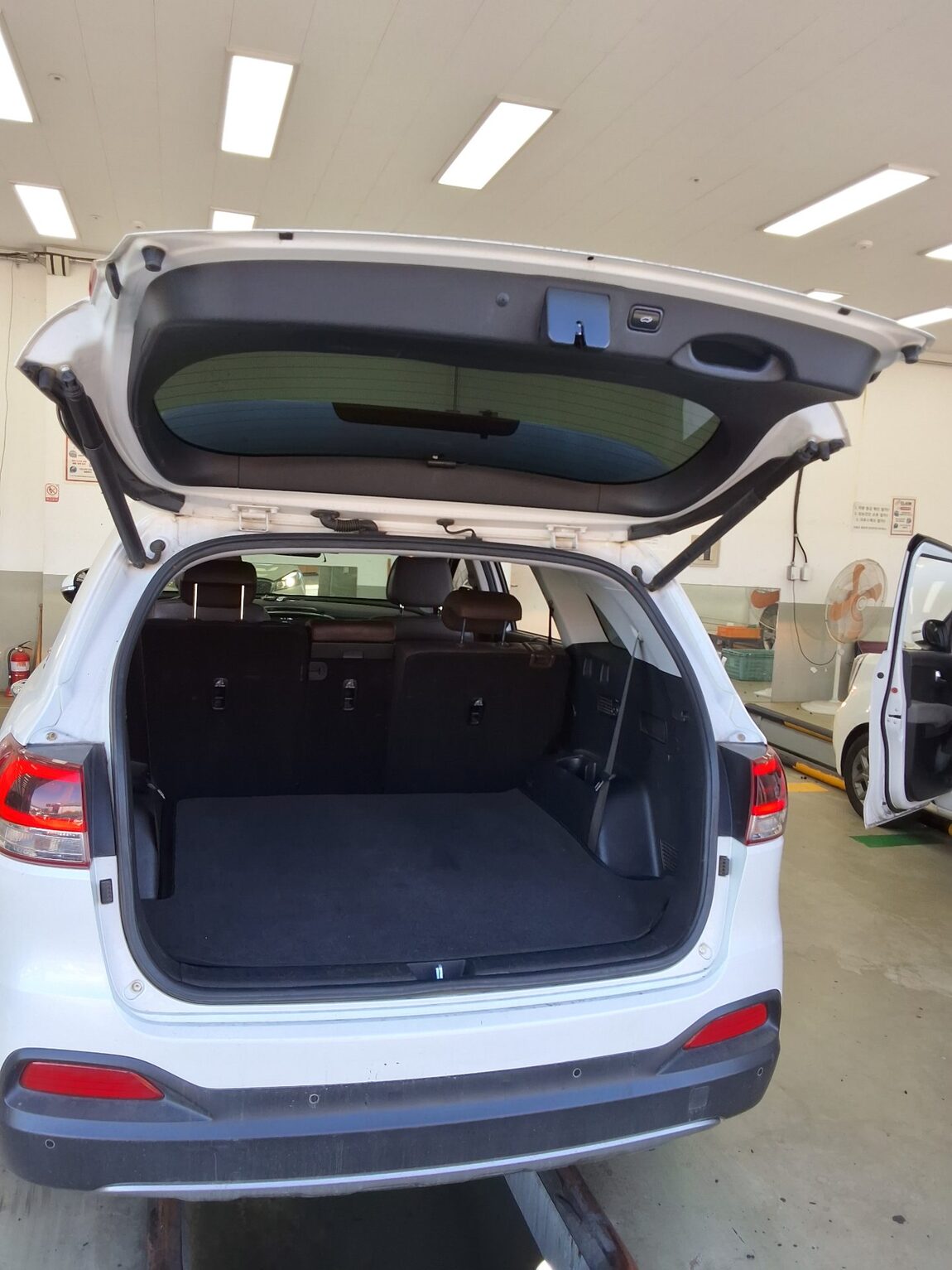 KIA ALL NEW SORENTO R2.0 2WD NOBLESSE SPECIAL 2015 - zdjęcie 15