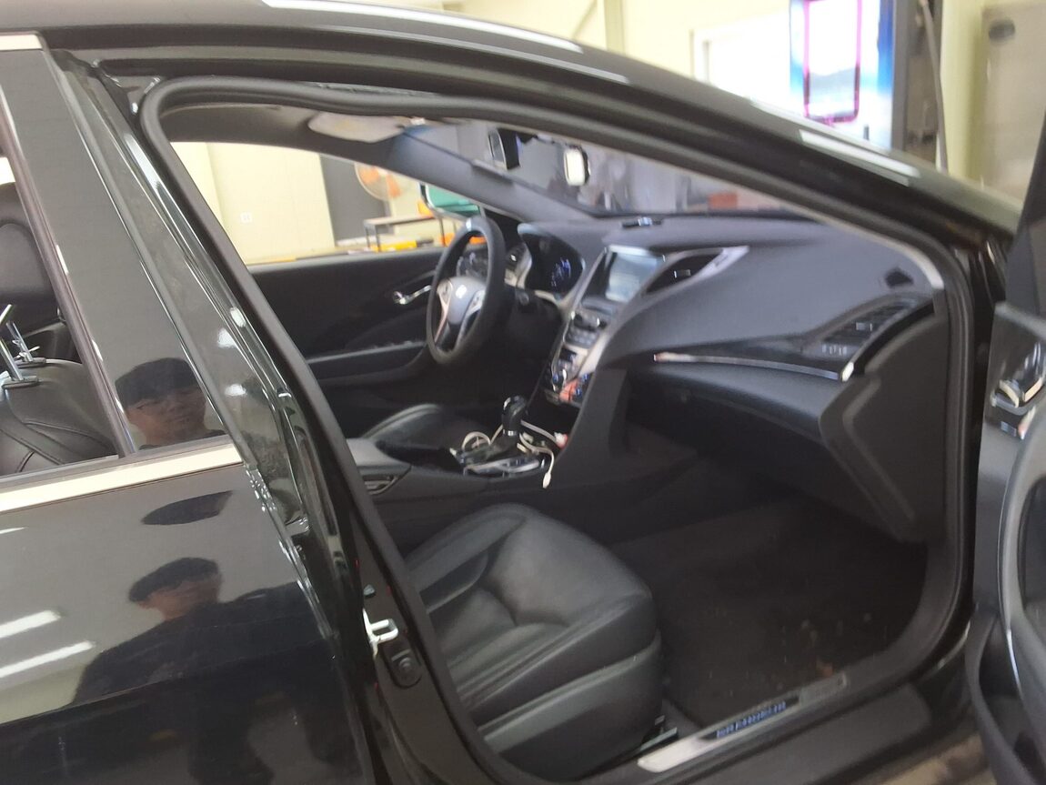 HYUNDAI GRANDEUR HG HG 330 CELEBRITY 2014 - zdjęcie 15