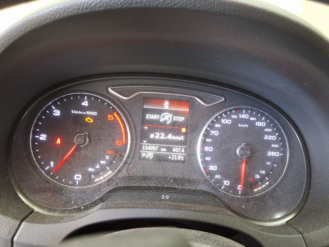 AUDI A3 (3RD GEN) 35 TDI DYNAMIC 2015 - zdjęcie 10